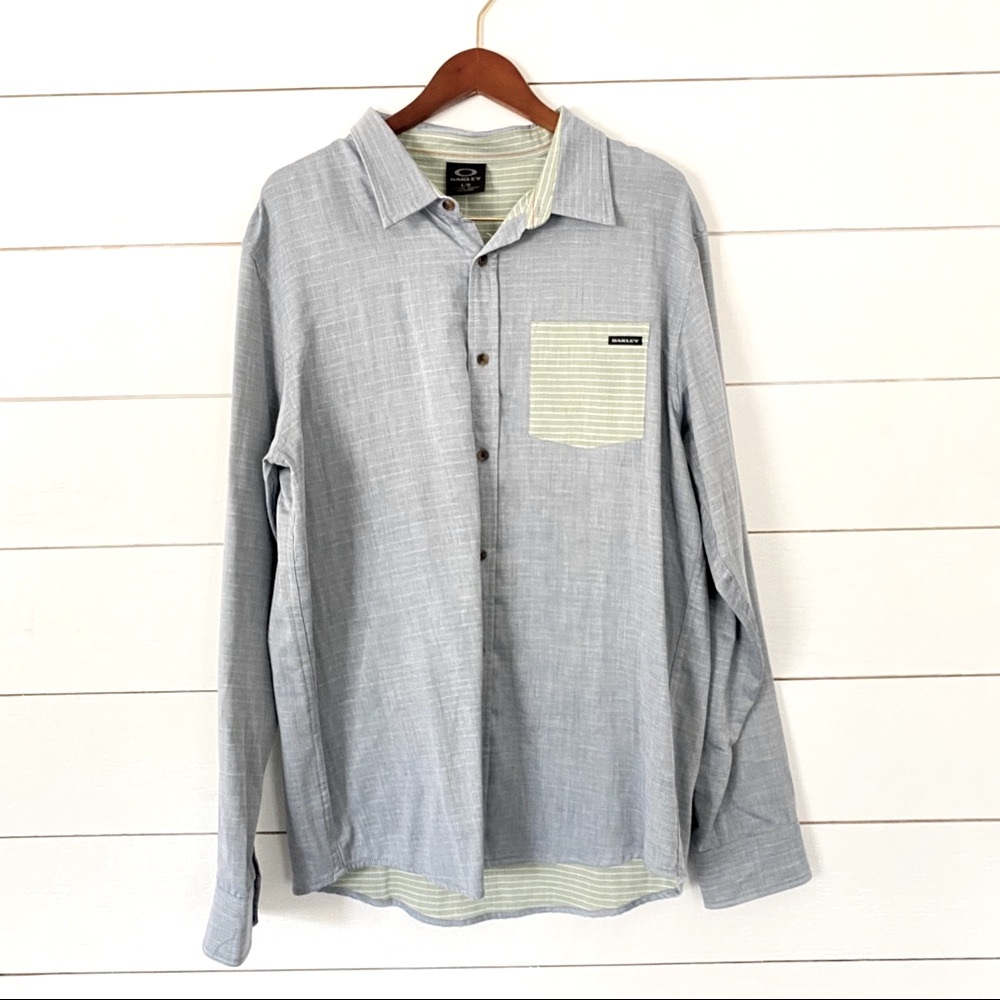 Oakley Men’s Cotton Button Down